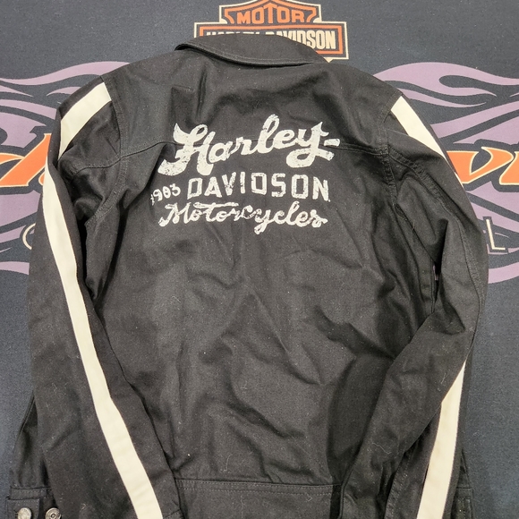 Genuine Harley-Davidson Ladies Jacket - Picture 5 of 6
